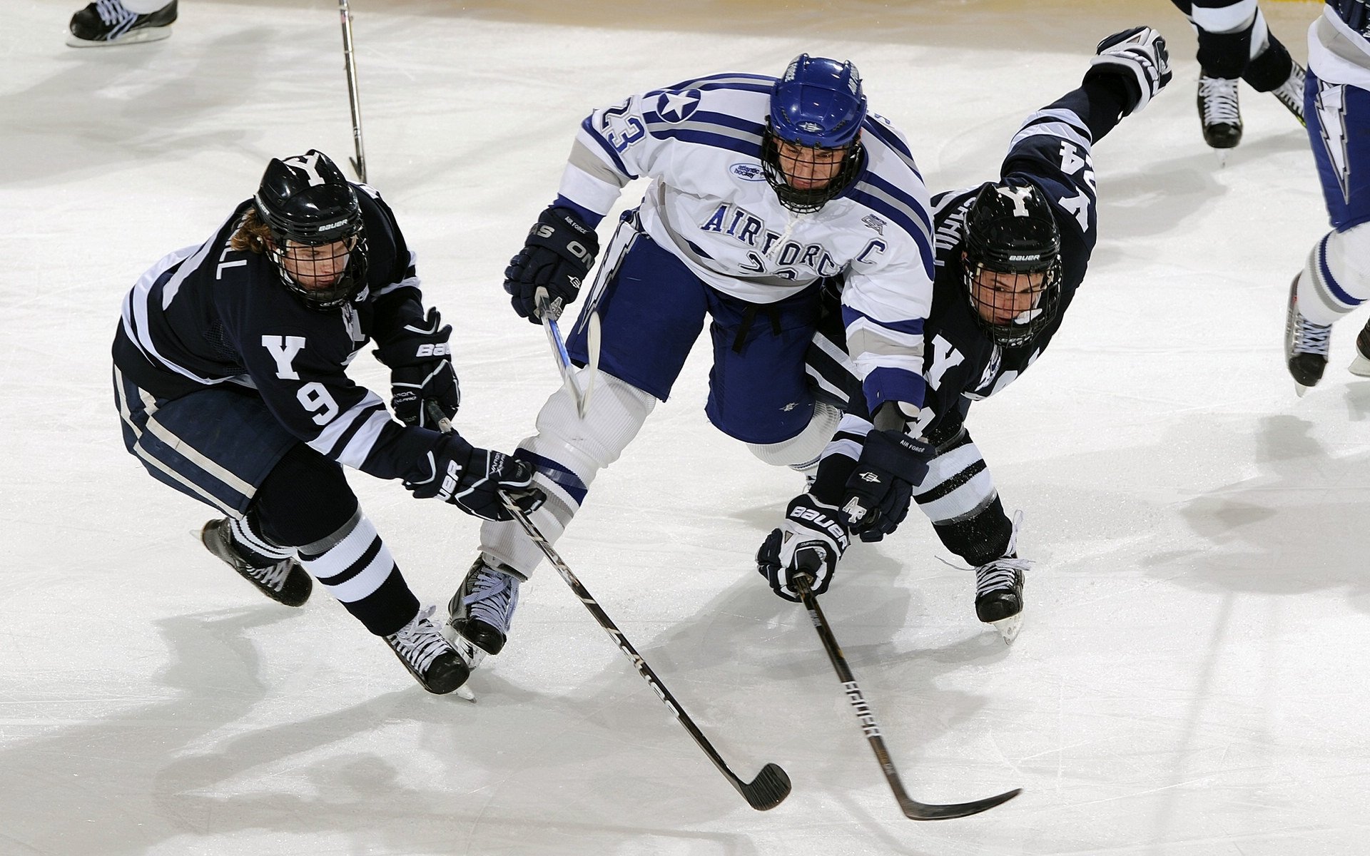 掘金全队三分手感火热命中率达五成，掘金队队史最高分